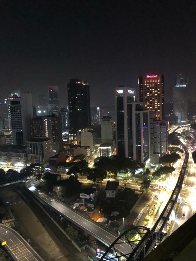La Platinum Klcc Apartment Куала Лумпур Екстериор снимка